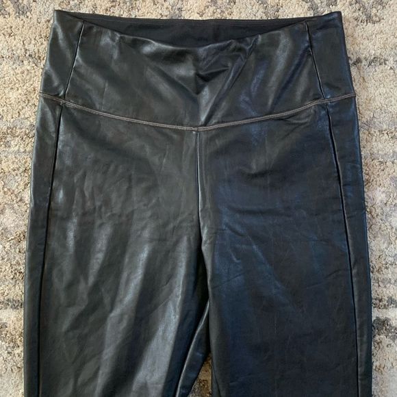 Athleta Black Over All Gleam Tights Medium - Picture 4 of 8